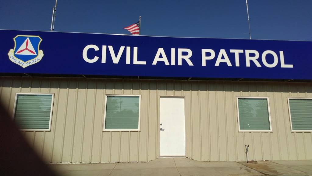 Meadows Field Airport | 3701 Wings Way, Bakersfield, CA 93308, USA | Phone: (661) 391-1800