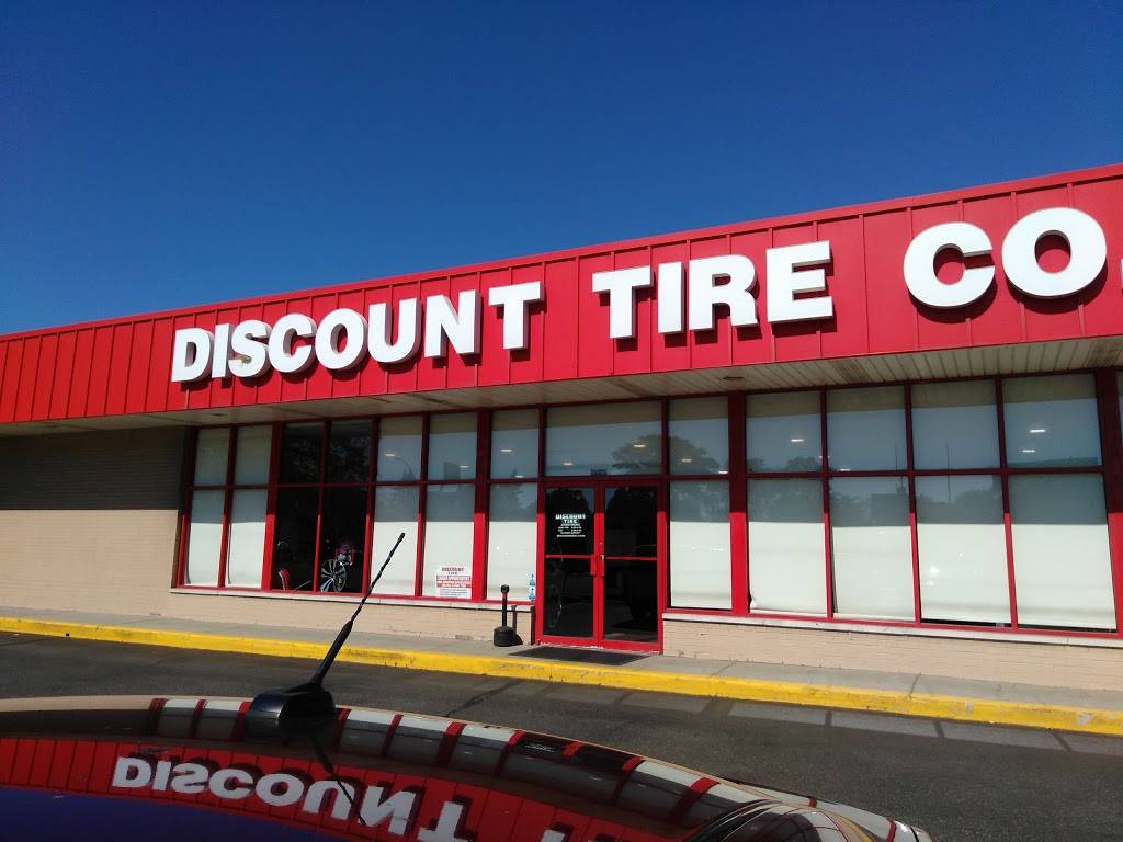 Discount Tire | 26805 Van Dyke Ave, Center Line, MI 48015, USA | Phone: (586) 754-1850