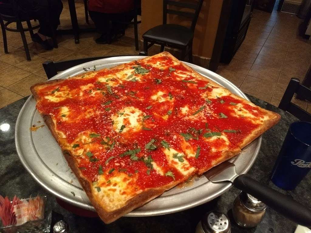 La Gondola Pizzeria Restaurant Lakehurst N.J. | 419 NJ-70, Lakehurst, NJ 08733, USA | Phone: (732) 657-9874