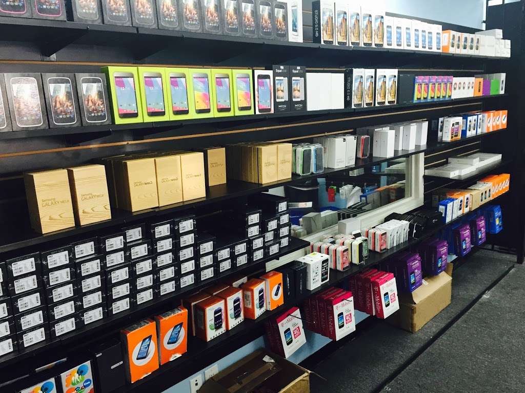 Total Mobile phone wholesale & Repair | 5750 Bintliff Dr # 210, Houston, TX 77036, USA | Phone: (832) 571-1860