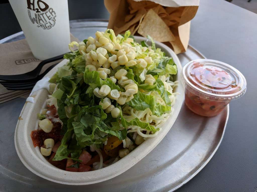 Chipotle Mexican Grill | 16595 Sierra Lakes Pkwy Ste 100, Fontana, CA 92336, USA | Phone: (909) 350-0054