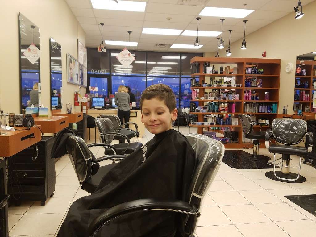 Hair Cuttery | 12050 Princeton Dr, Huntley, IL 60142, USA | Phone: (847) 515-8427