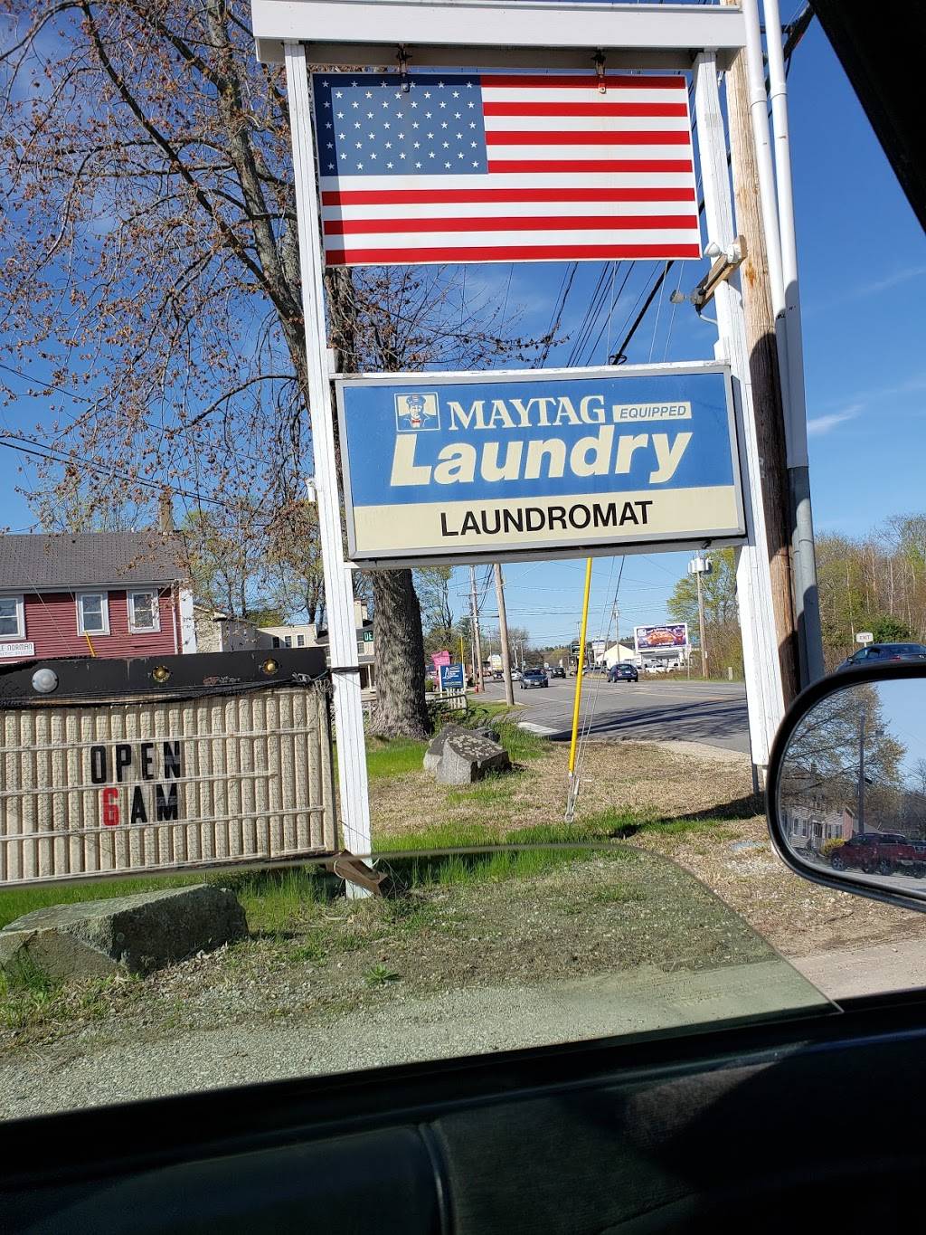 Laundromat | 845 Lafayette Rd, Seabrook, NH 03874, USA