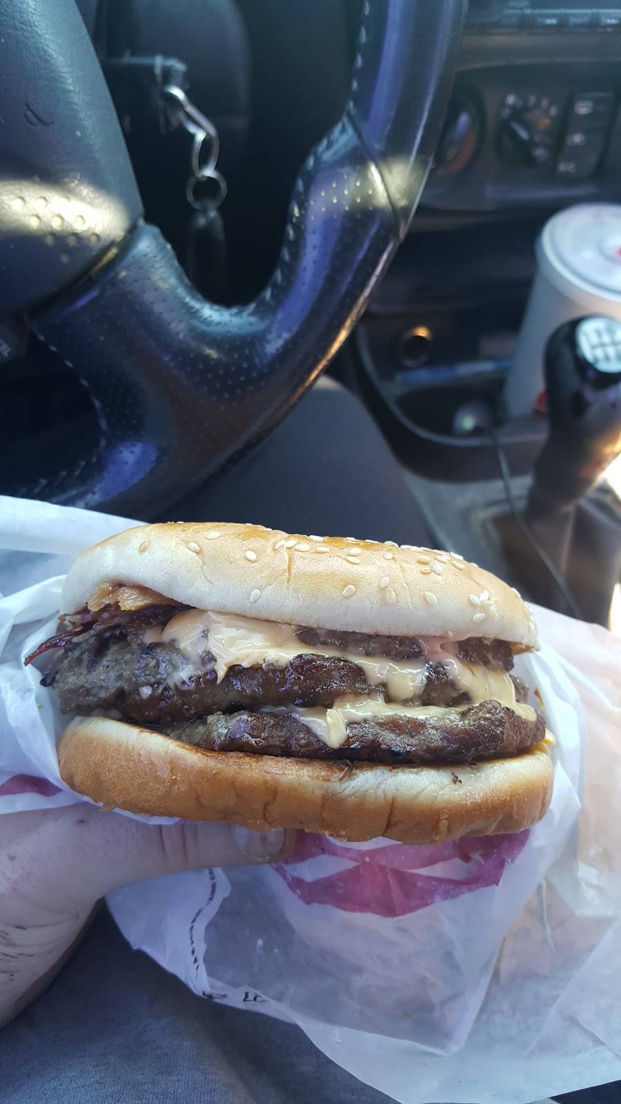 Burger King | 6544 N 76th St, Milwaukee, WI 53223, USA | Phone: (414) 353-1555