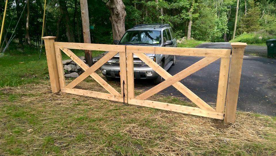 Protection Fence Co. | 1477 NY-17M, Chester, NY 10918, USA | Phone: (845) 469-2294