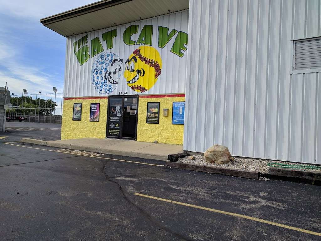 The Bat Cave | 8734 E 21st St, Indianapolis, IN 46219, USA | Phone: (317) 643-2283
