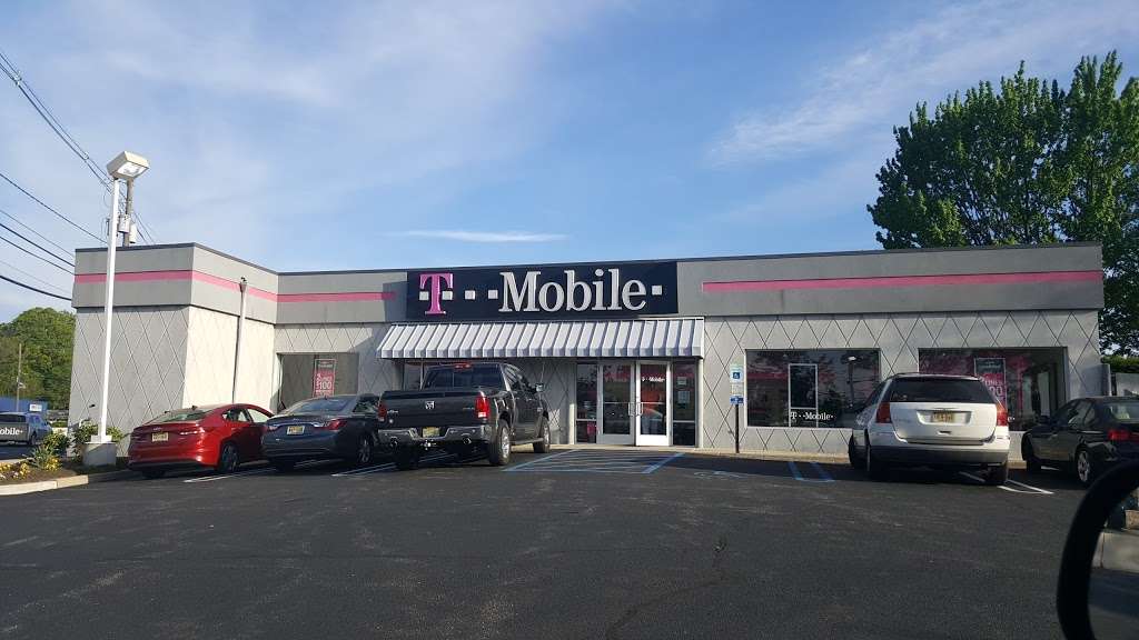 T-Mobile | 565 Route 18 S, East Brunswick, NJ 08816, USA | Phone: (732) 651-8972