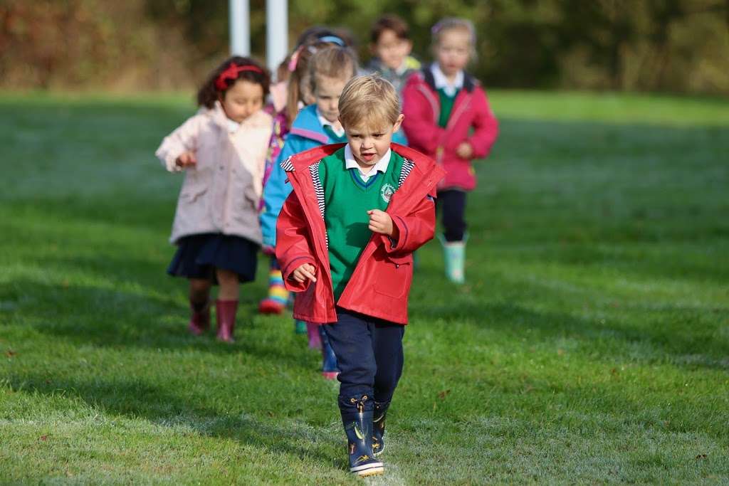 Mount Carmel Kindergarten | 100A Sandpit Ln, St Albans AL4 0BX, UK | Phone: 01727 838480