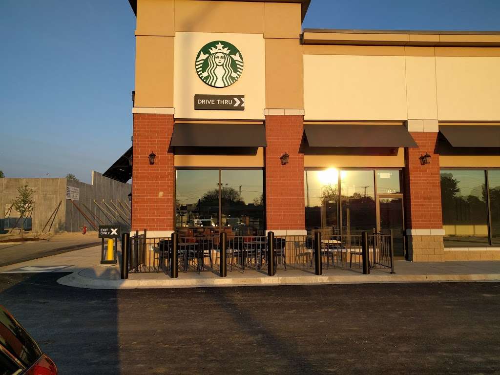 Starbucks | 624 N York St unit a, Elmhurst, IL 60126 | Phone: (224) 545-3067