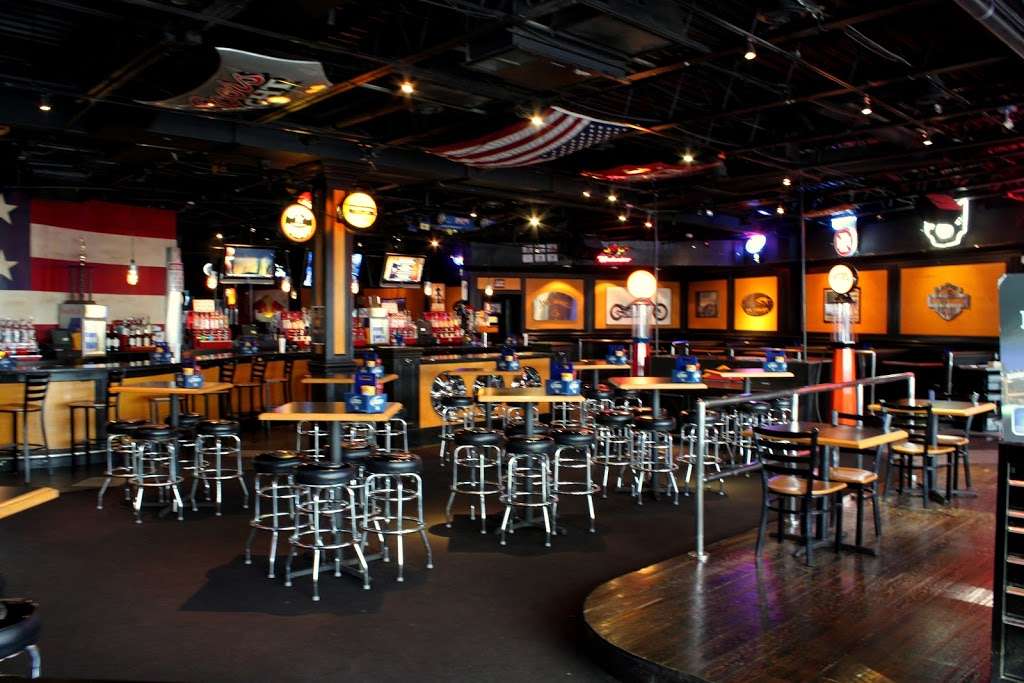 Fuel American Made Bar & Grill | 7300 W 119th St, Overland Park, KS 66213 | Phone: (913) 451-0444