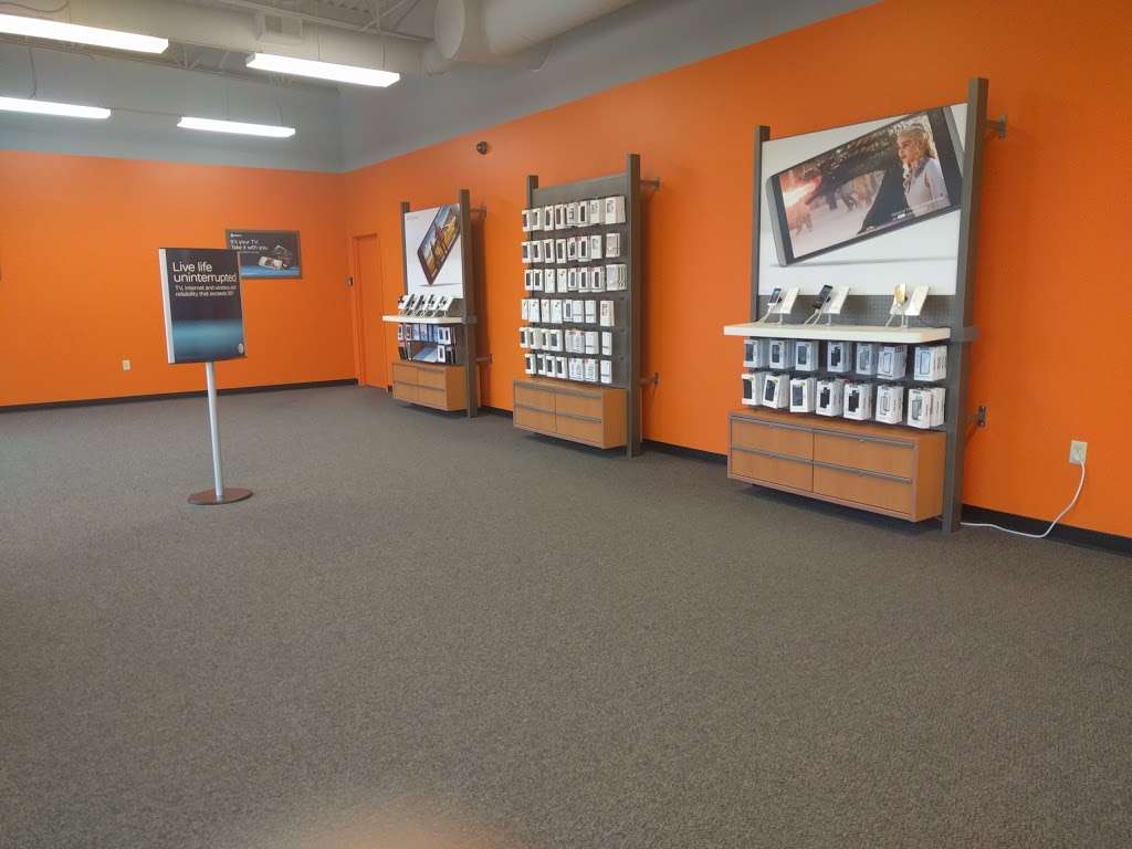 AT&T Store | 1612 E Summit St, Crown Point, IN 46307, USA | Phone: (219) 663-1571