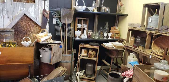 Rust N Found Antiques & Collectibles | 180 W Main St, Hancock, MD 21750, USA | Phone: (240) 291-1099