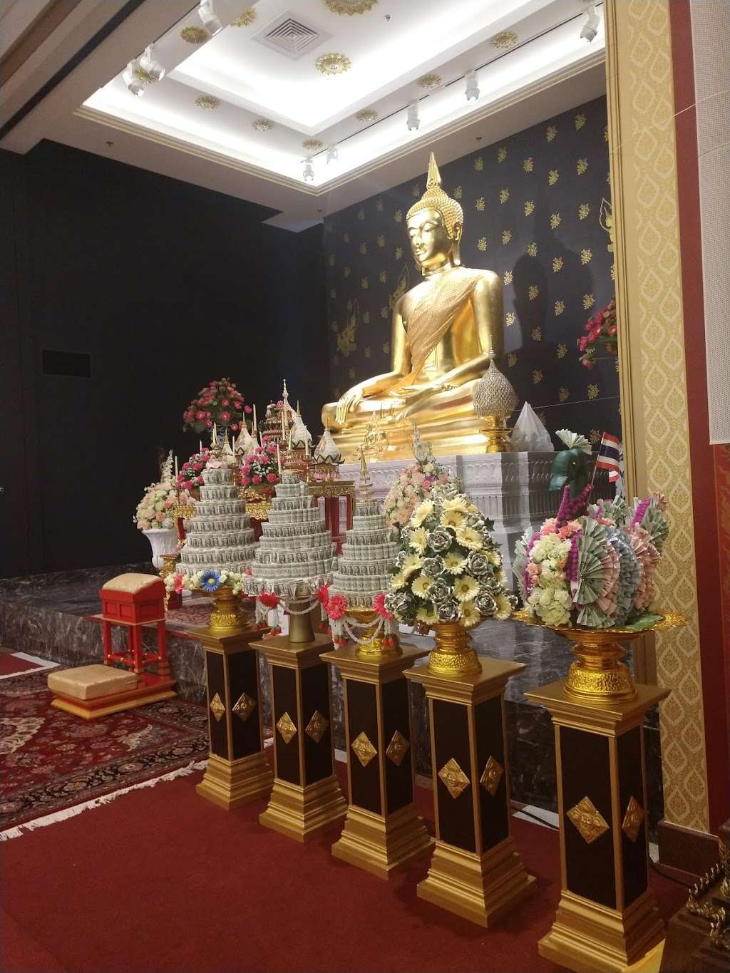 Wat Nawamintararachutis Meditation Center | 382 S St E, Raynham, MA 02767, USA | Phone: (508) 823-1800