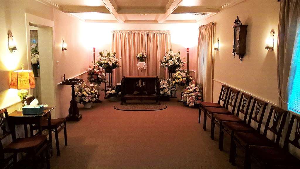 Downing Cottage Funeral Chapel | 21 Pond St, Hingham, MA 02043, USA | Phone: (781) 749-0340