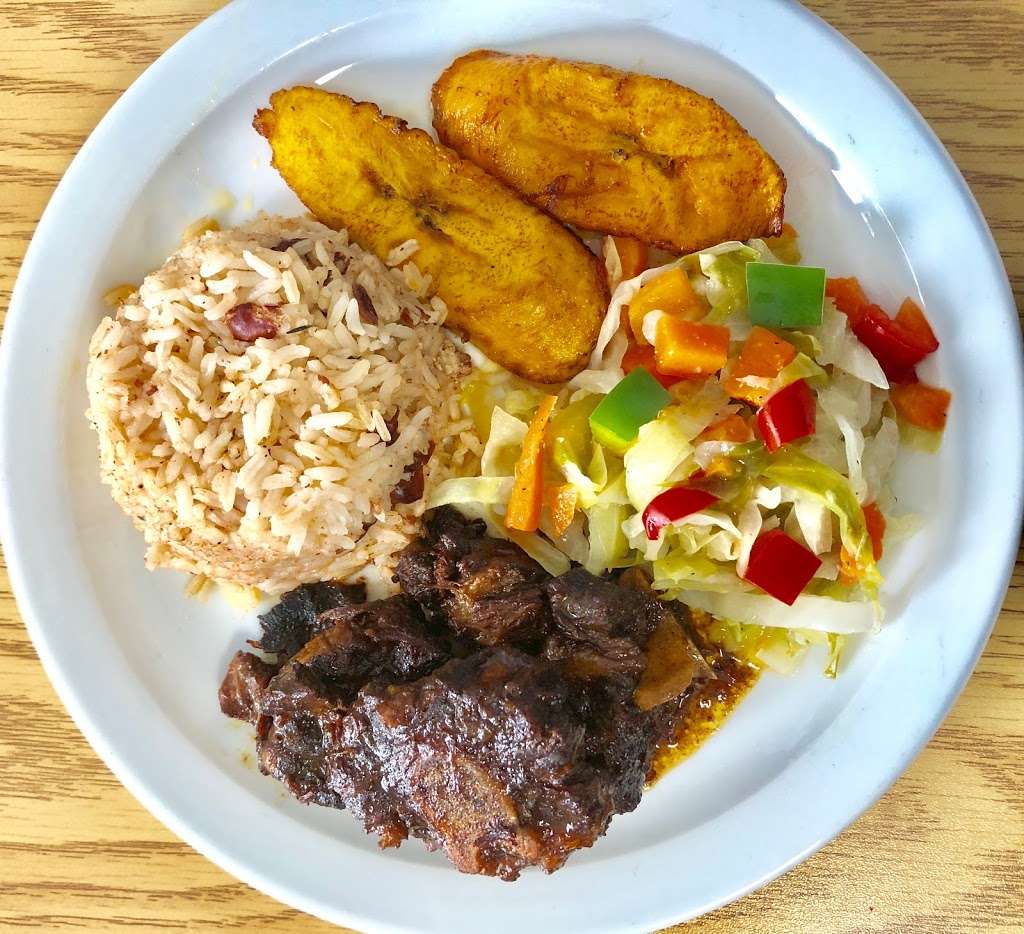 Aunty Joys Jamaican Kitchen | 1217 W Devon Ave, Chicago, IL 60660, USA | Phone: (773) 856-0247