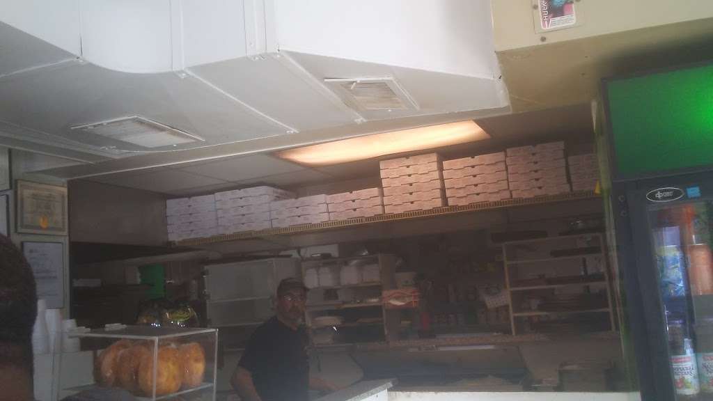 Angelos Pizza House | 3901 Frankford Ave, Philadelphia, PA 19124, USA | Phone: (215) 743-9979