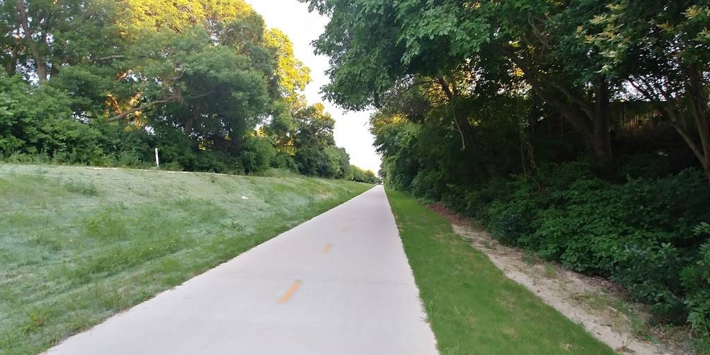 SoPac Trail Fisher Rd Gateway | Dallas, TX 75214, USA | Phone: (214) 670-4100