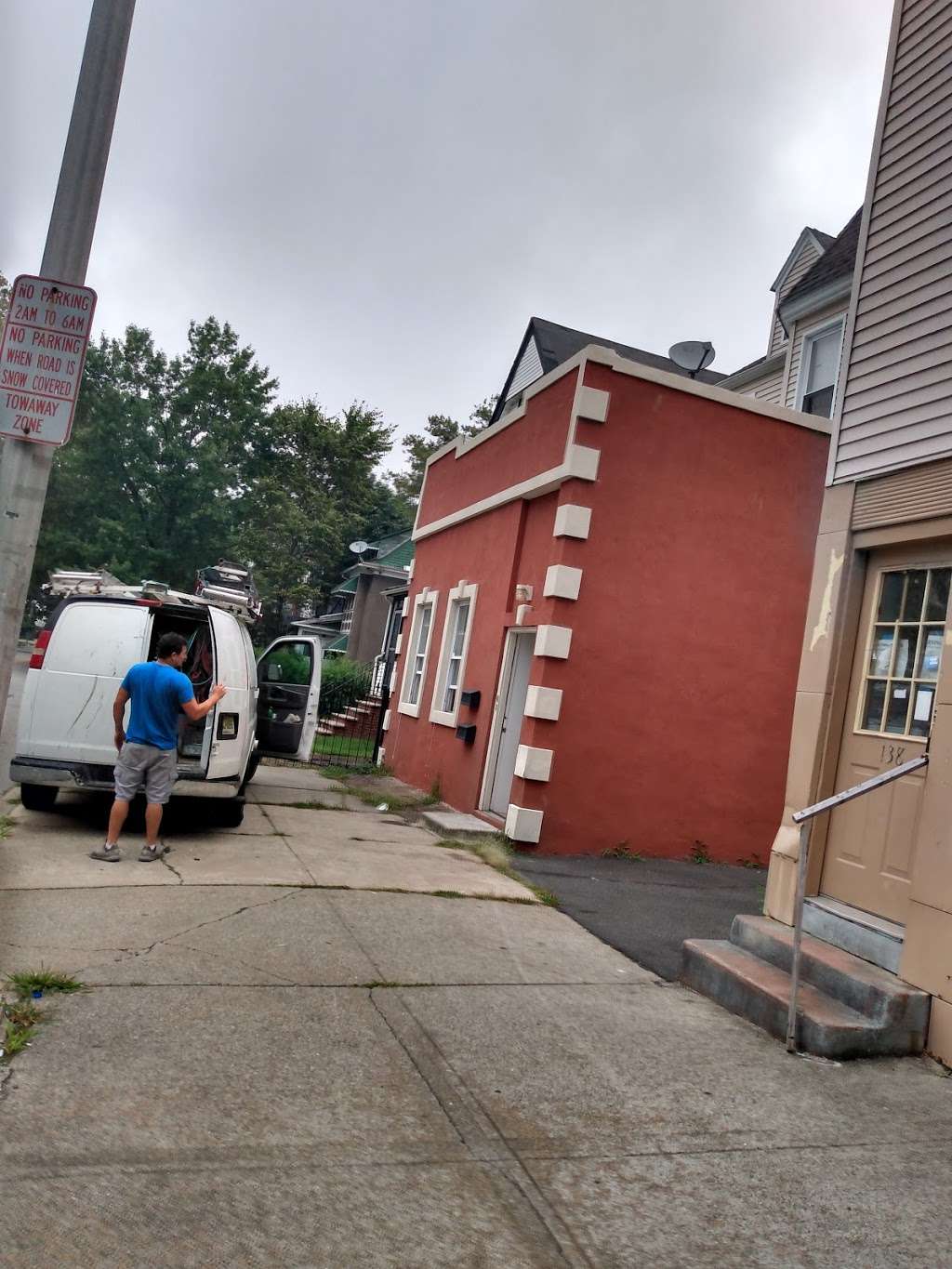 Danias Restaurant | 423 Orange St, Newark, NJ 07107, USA | Phone: (973) 482-7917 Danias Restaurant | 423 Orange St, Newark, NJ 07107, USA | Phone: (973) 482-7917