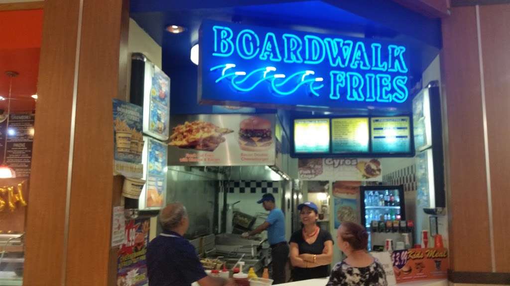 Boardwalk Fries | Park City Center, Lancaster, PA 17601, USA | Phone: (717) 299-3898