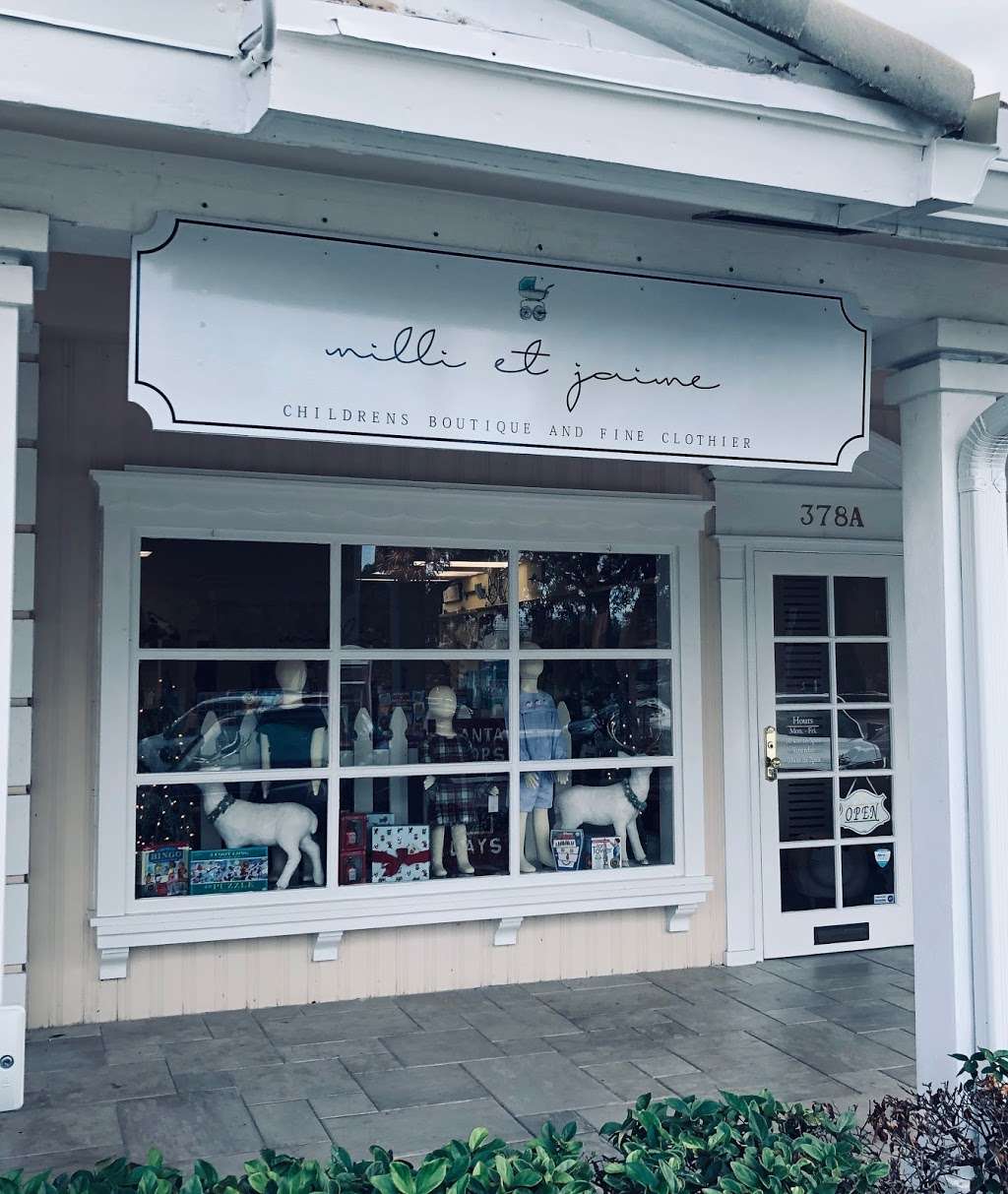 Milli et Jaime Children’s Boutique and Fine Clothier | 378 Tequesta Dr, Tequesta, FL 33469, USA | Phone: (561) 972-7985