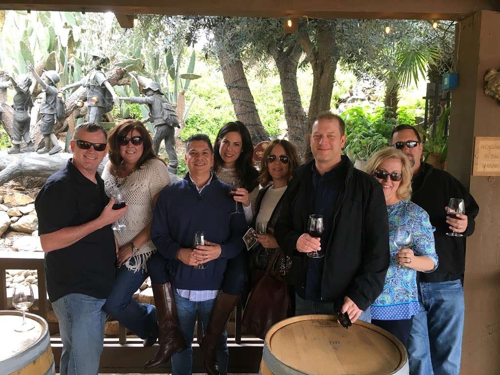 Straight Off The Vine Wine Tours | 32983 Romero Dr, Temecula, CA 92592, USA | Phone: (951) 553-0629