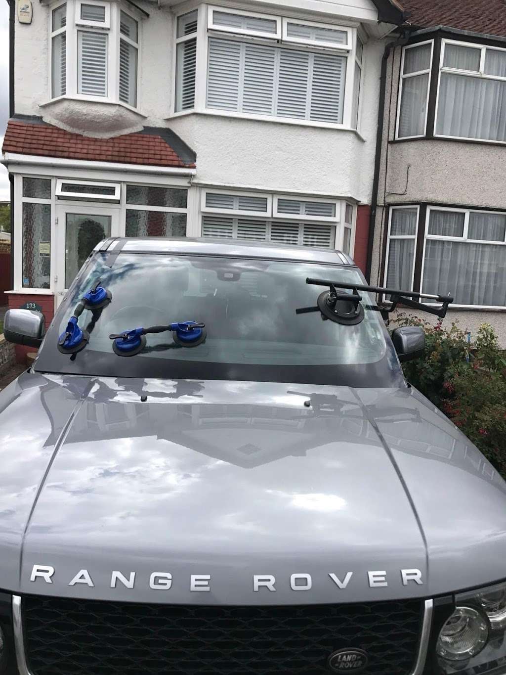 Motorglazier | 421 King Henrys Dr, New Addington, Croydon CR0 0AG, UK | Phone: 07889 457731