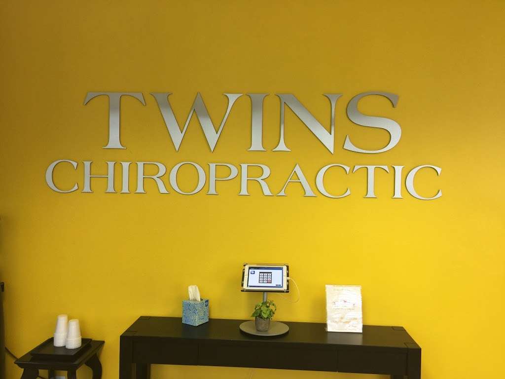 Twins Chiropractic and Physical Medicine | 3140 Bear St #200, Costa Mesa, CA 92626 | Phone: (714) 545-2005