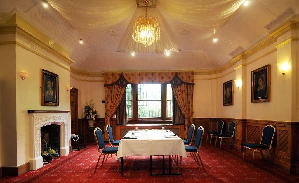 Marygreen Manor Hotel | 4NR,, 128-130 London Rd, Brentwood CM14 4NR, UK | Phone: 01277 225252