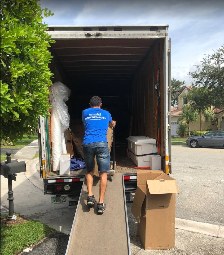 Pro Movers Miami | 475 Brickell Ave, Miami, FL 33131, United States | Phone: (305) 707-7007