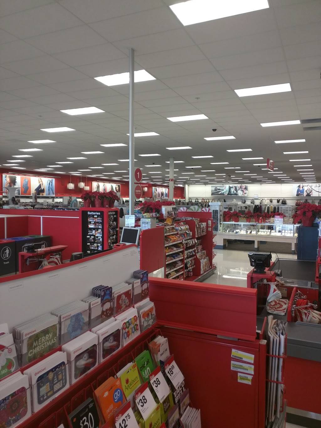 Target | 701 Rio Rancho Rd, Pomona, CA 91766, USA | Phone: (909) 634-3151