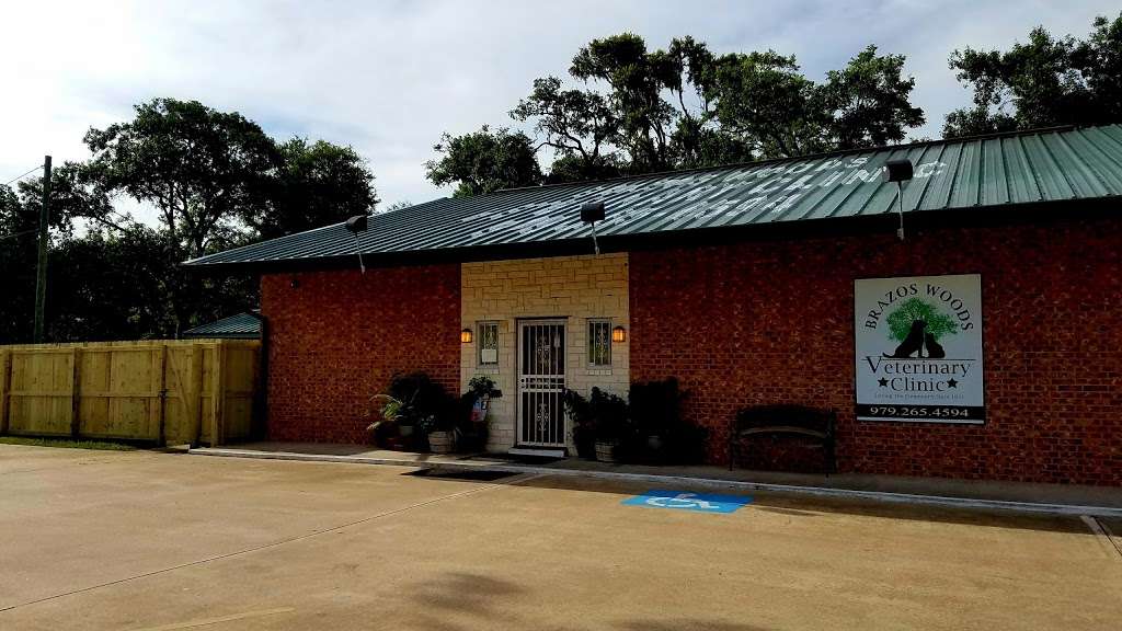 Brazos Woods Veterinary Clinic | 1406 FM 2004, Lake Jackson, TX 77566, USA | Phone: (979) 265-4594