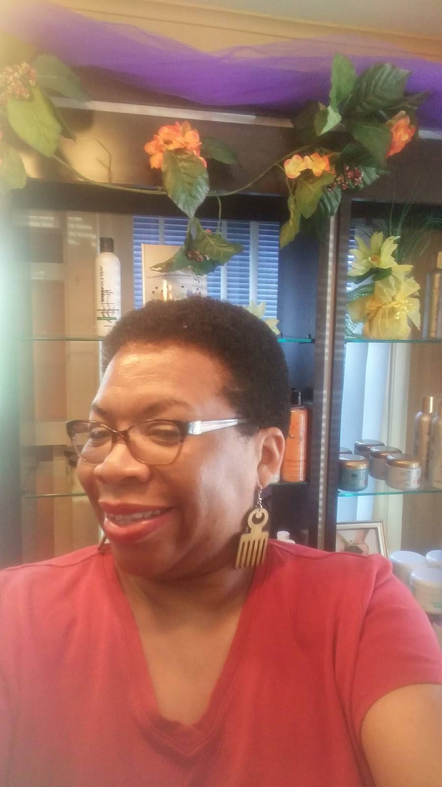 Art Tech Hair Studio | 2700 Alamo Dr, Orlando, FL 32805, USA | Phone: (407) 423-3012