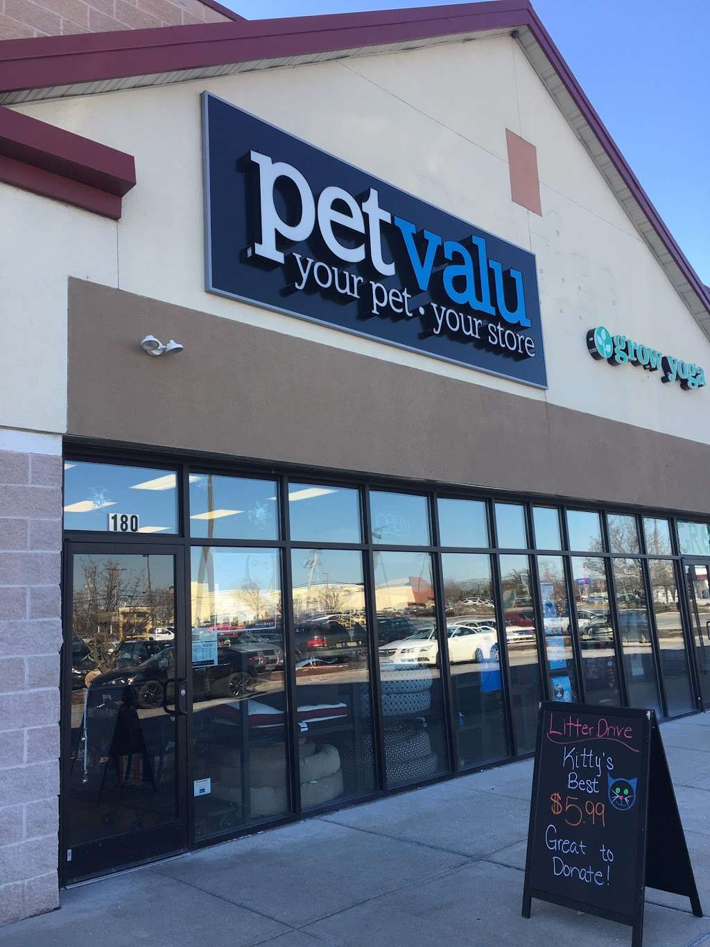 Pet Valu | 180 William Dalton Dr, Glassboro, NJ 08028 | Phone: (856) 256-7950