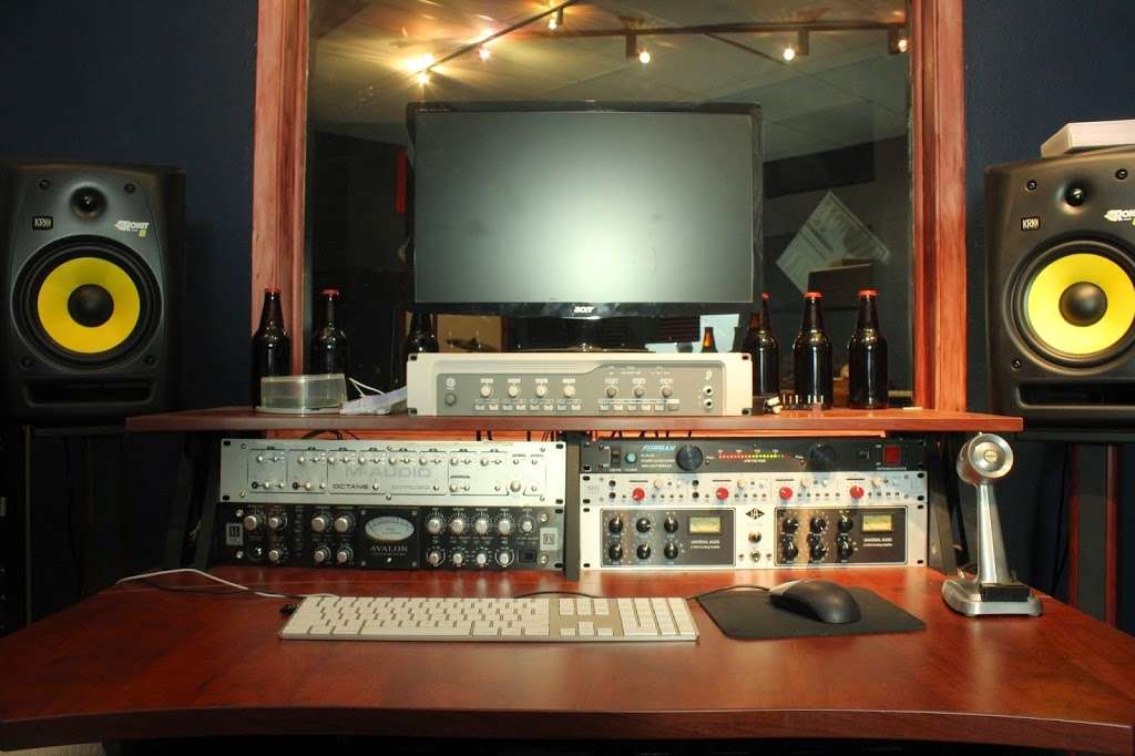 2 The T Recording Studio | 111 W Dyna Dr, Houston, TX 77037, USA | Phone: (281) 796-3885