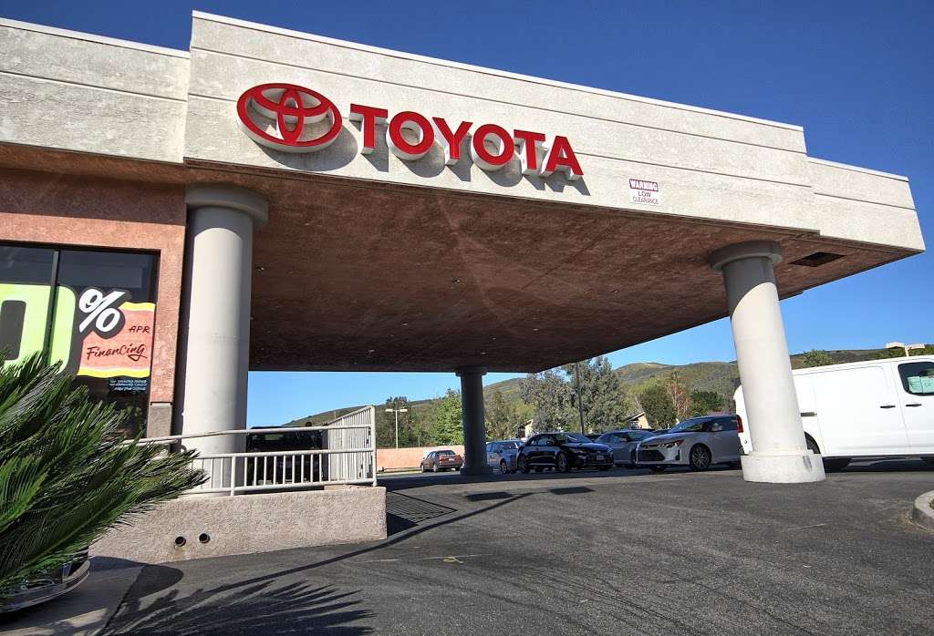 Thousand Oaks Toyota | 2401 Thousand Oaks Blvd, Thousand Oaks, CA 91362, USA | Phone: (805) 497-2791