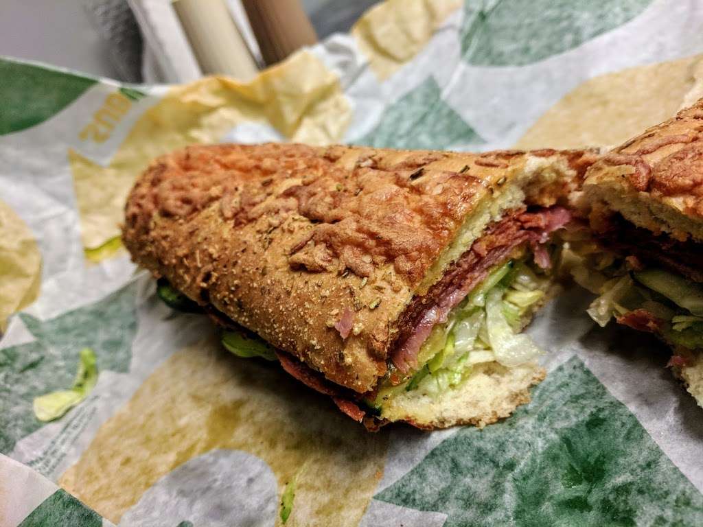 Subway | 2440 S Melrose Dr, Vista, CA 92081, USA | Phone: (760) 597-9398