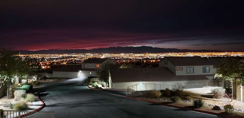 Moonlight Terrace | 2050 Los Feliz St, Las Vegas, NV 89156