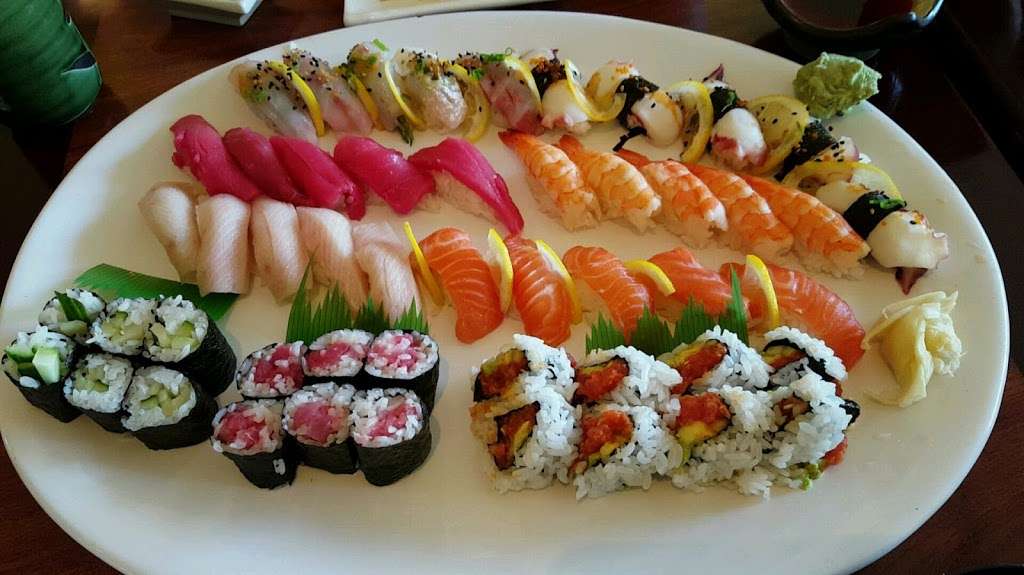 SUSHIE! | 1458 Pollard Rd, Los Gatos, CA 95032, USA | Phone: (408) 379-3711