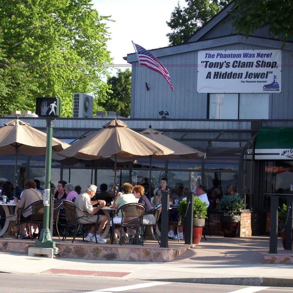 Tonys Clam Shop | 861 Quincy Shore Dr, Quincy, MA 02170, USA | Phone: (617) 773-5090