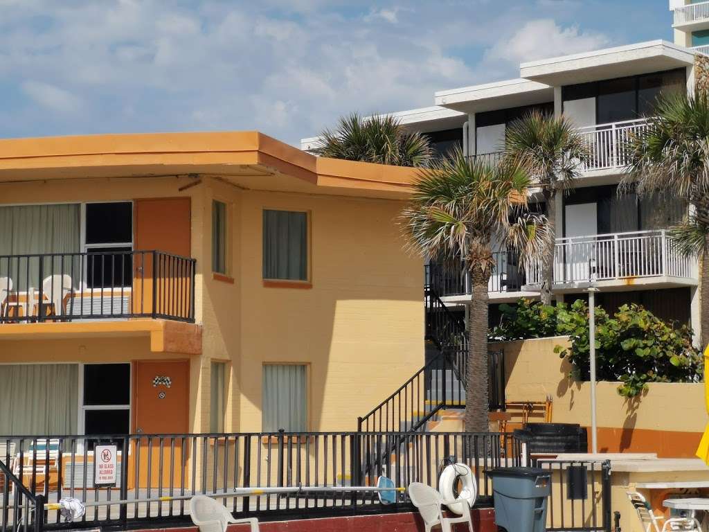 Grand Prix Motel | 2015 S Atlantic Ave, Daytona Beach, FL 32118, USA | Phone: (386) 255-2446