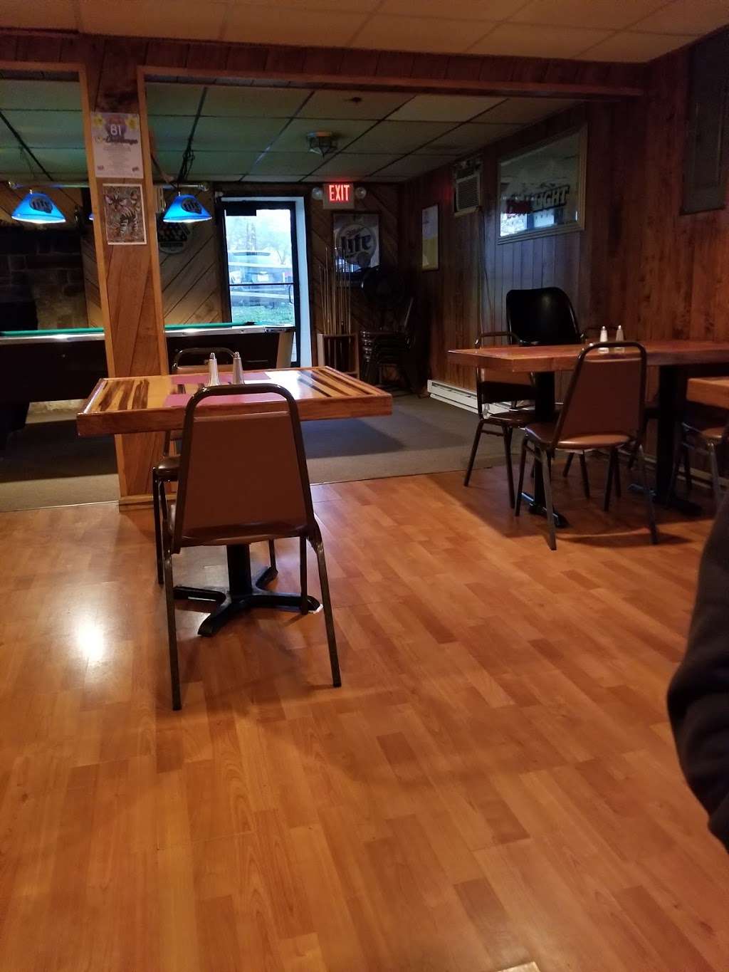 Beltzville Bar & Grill LLC | 7435 Pohopoco Dr, Kunkletown, PA 18058, USA | Phone: (610) 681-8181
