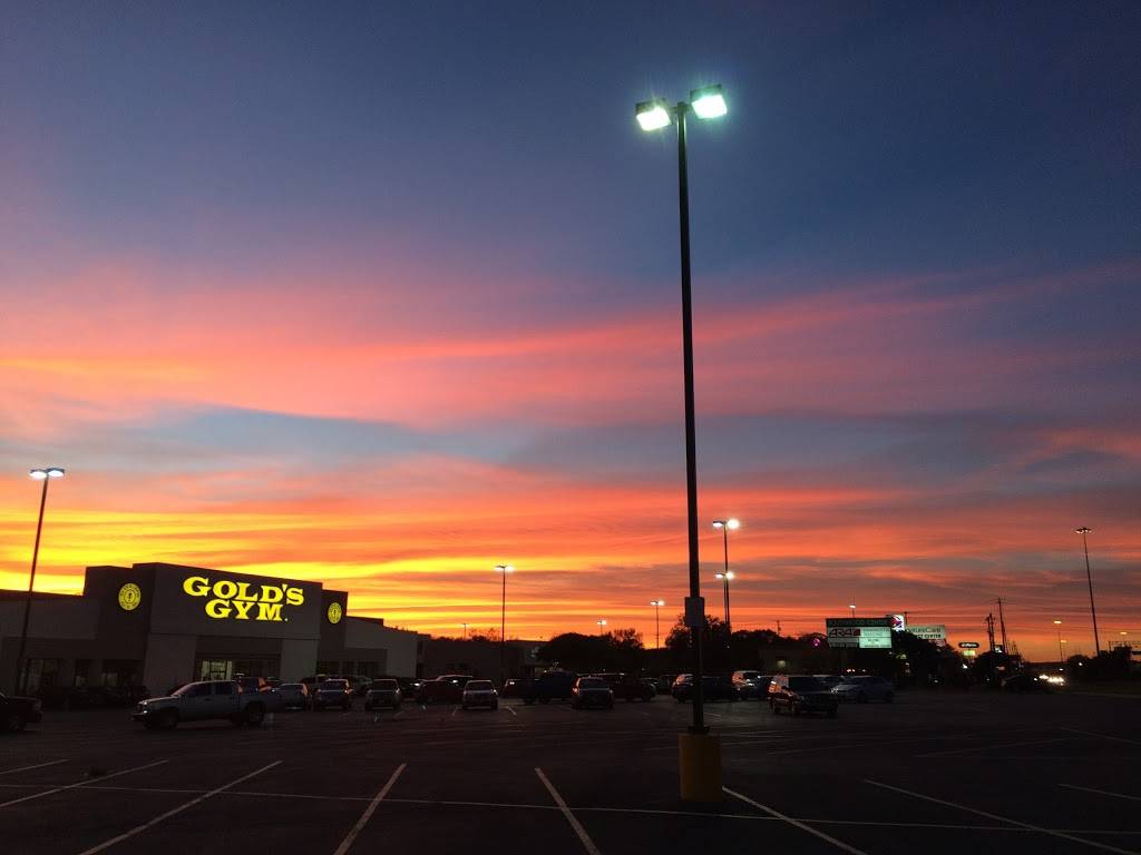 Southwood Shopping Center | 1701 W Ben White Blvd, Austin, TX 78745, USA | Phone: (512) 482-8383