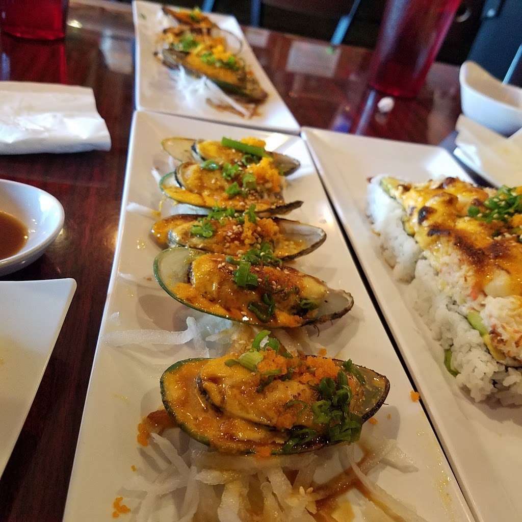 Rok n Sushi | 13727 Foothill Blvd, Sylmar, CA 91342 | Phone: (818) 364-2800