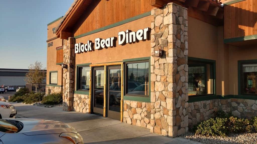 Arvin Black Bear Diner | 5542 Laval Rd, Arvin, CA 93203, USA | Phone: (661) 858-2315