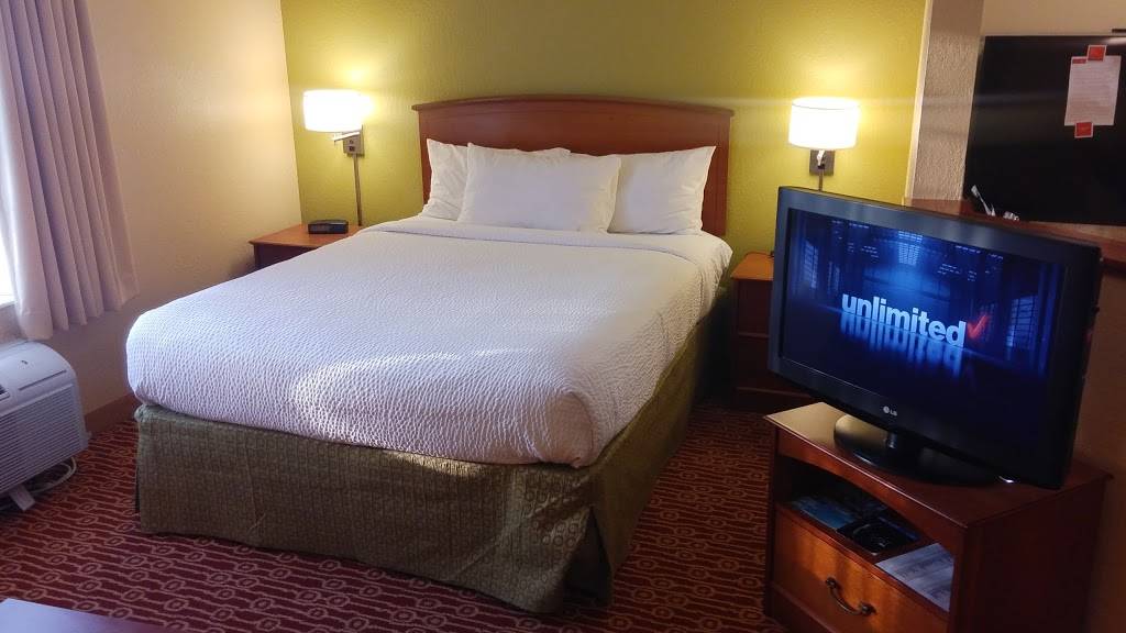 TownePlace Suites by Marriott Falls Church | 205 Hillwood Ave, Falls Church, VA 22046, USA | Phone: (703) 237-6172
