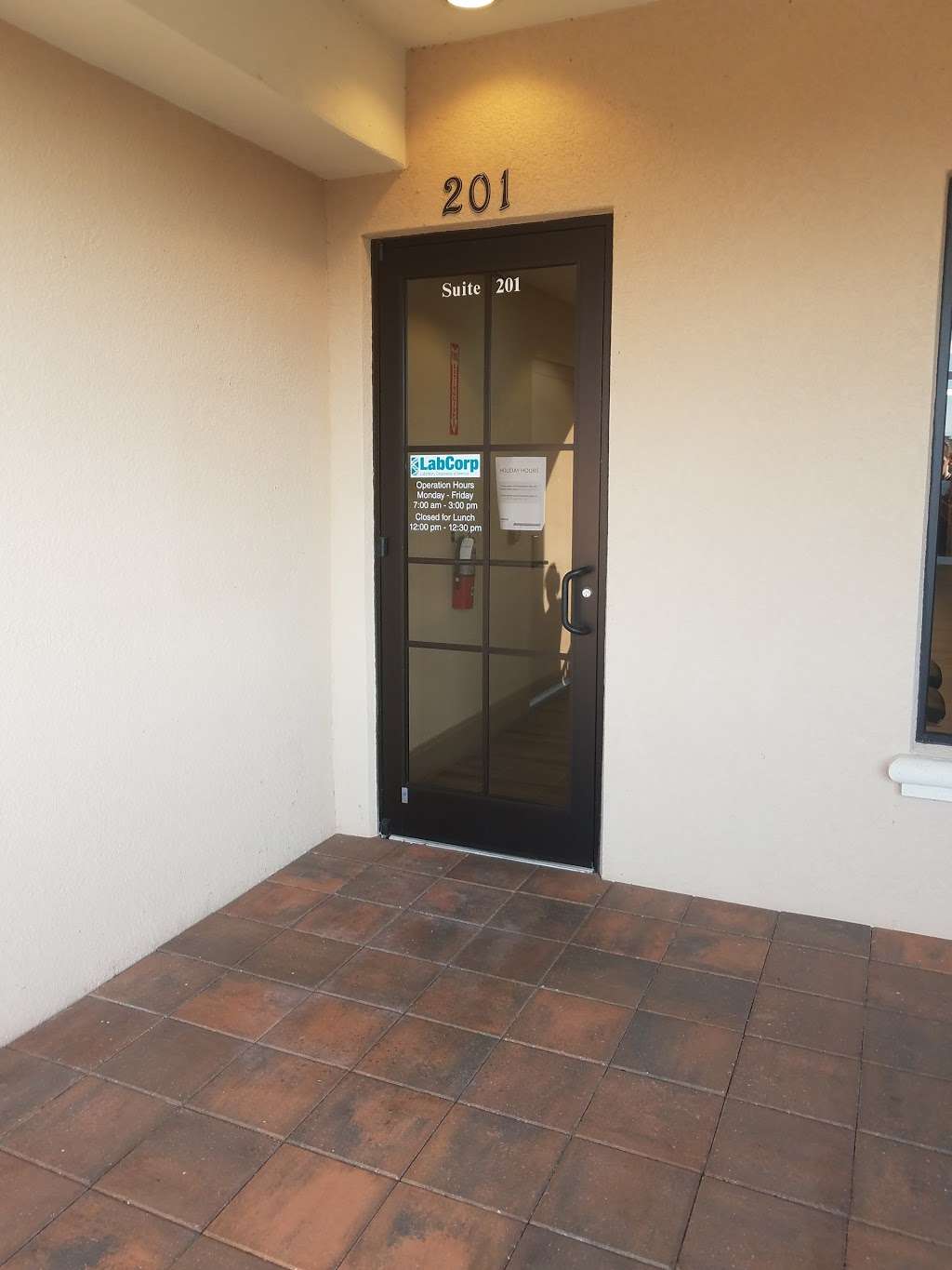 LabCorp | 8575 NE 138th Ln #201, Lady Lake, FL 32159 | Phone: (352) 259-6238