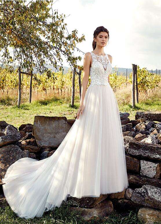 Swan Bridal | 13467 Blanco Rd, San Antonio, TX 78216, USA | Phone: (210) 474-6556