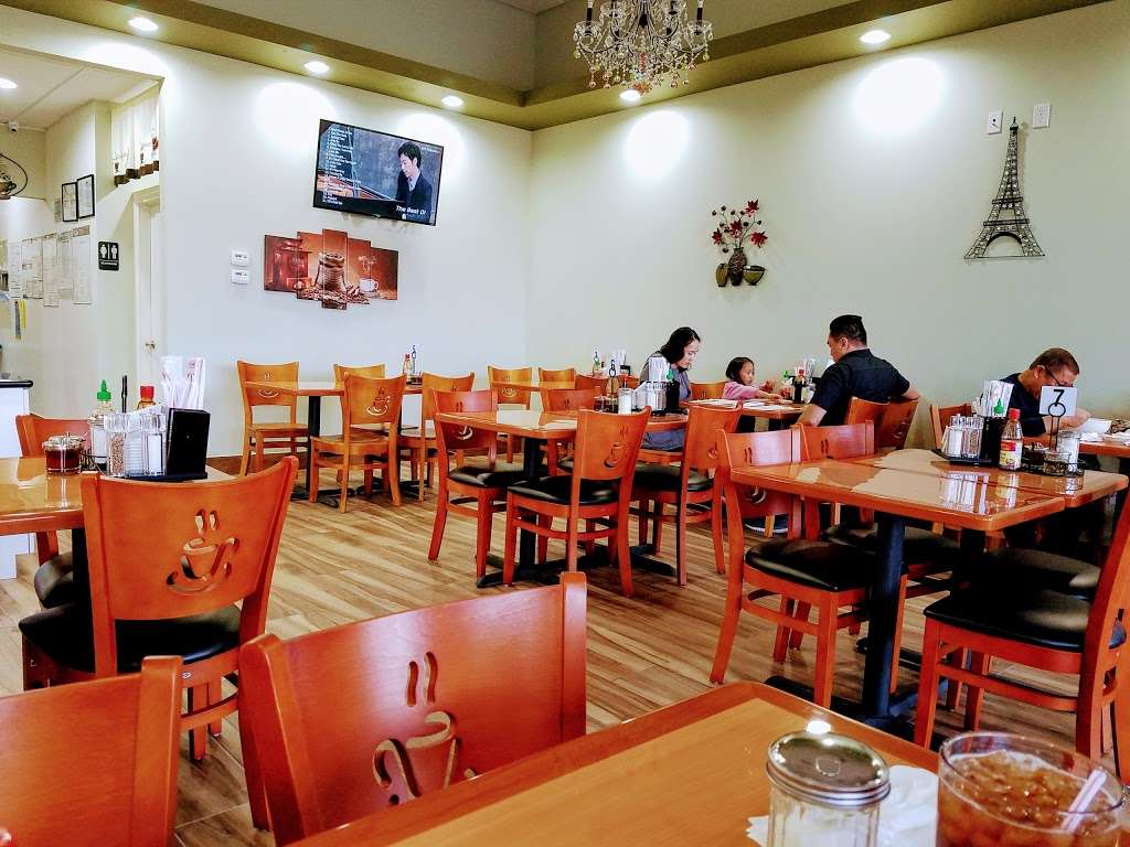 JB Pho & Grill | 7955 Barker Cypress Rd suite 900, Cypress, TX 77433, USA | Phone: (281) 246-4640