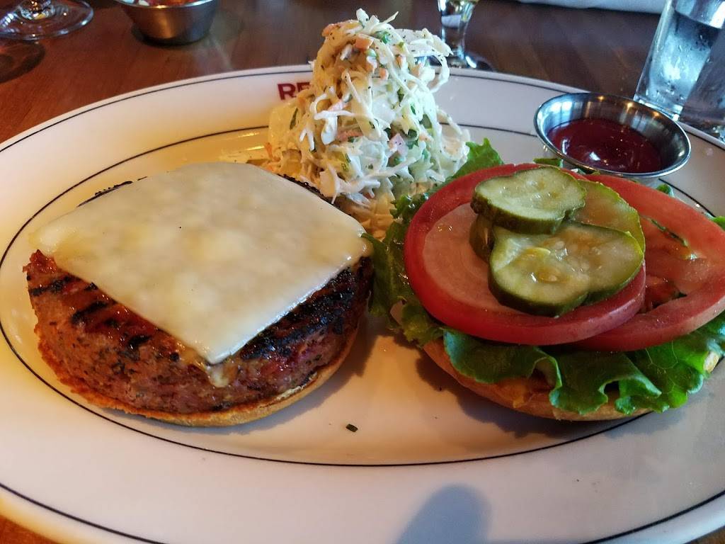 J. Alexanders Redlands Grill | 4077 Lake Cook Rd, Northbrook, IL 60062, USA | Phone: (847) 564-3093
