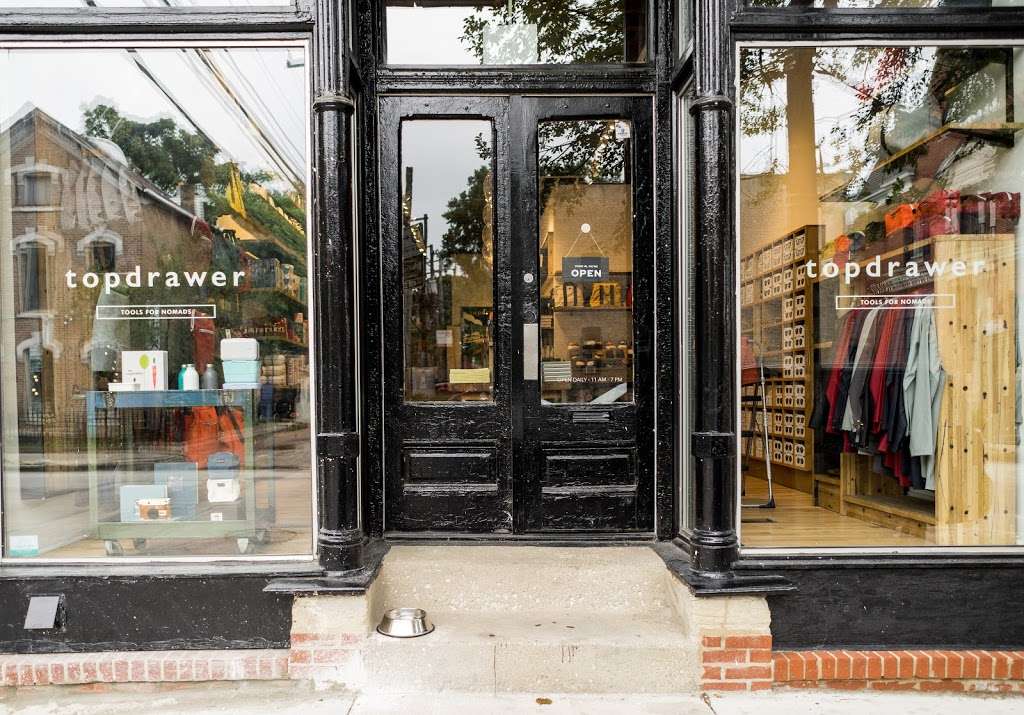 Topdrawer - Lincoln Park | 810 W Armitage Ave, Chicago, IL 60614 | Phone: (773) 360-1630